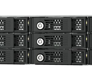 QNAP TL-R1200PES-RP - Jednostka rozszerzająca JBOD z interfejsem PCIe