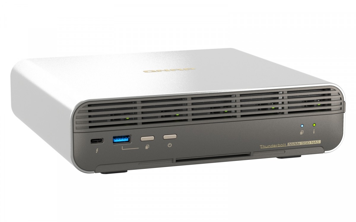 QNAP TBS-h574TX-i5U-16G Serwer All-Flash NASbook - obrazek 4